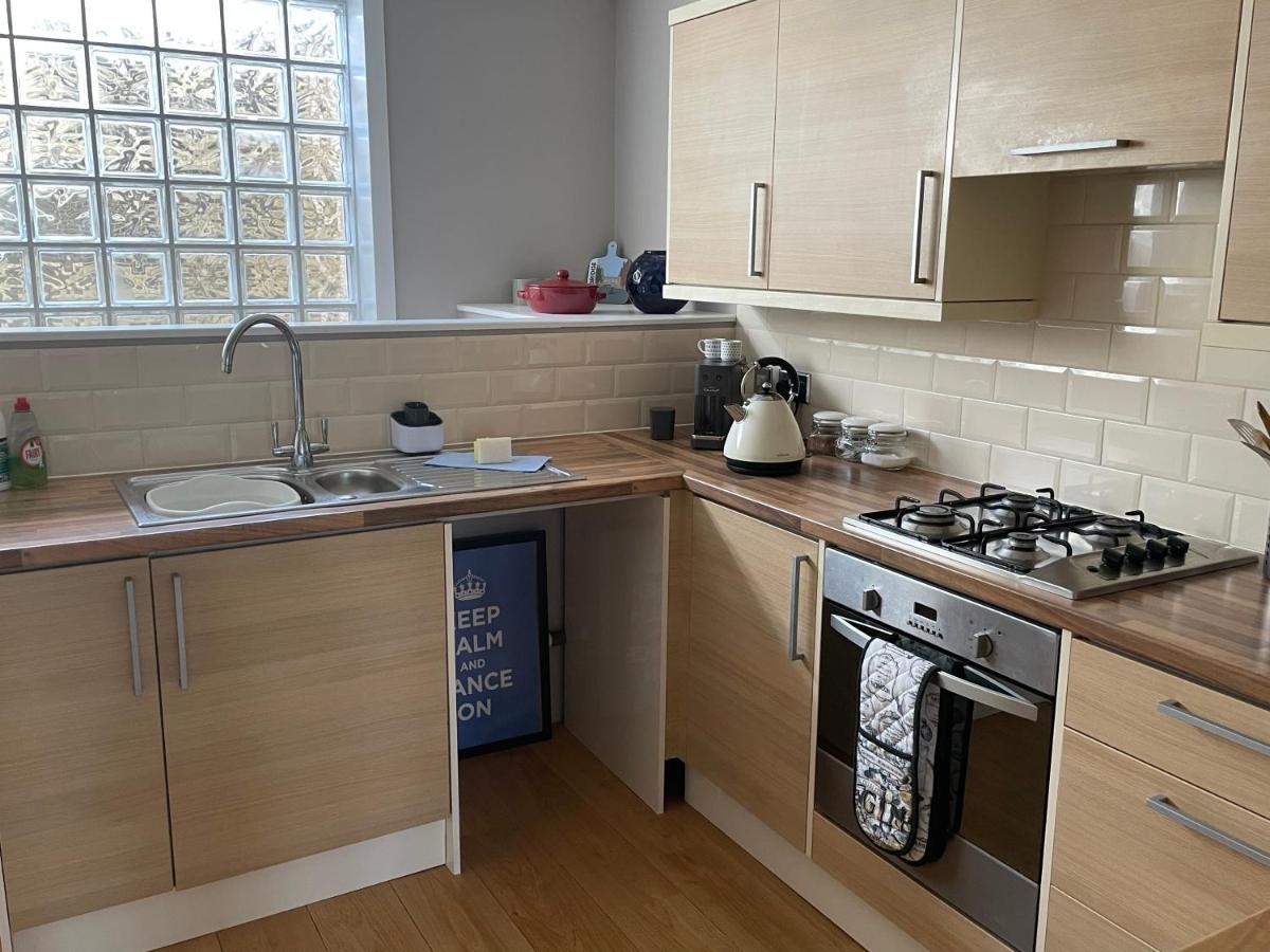 Hot Numbers Apartment Cambridge  Luaran gambar