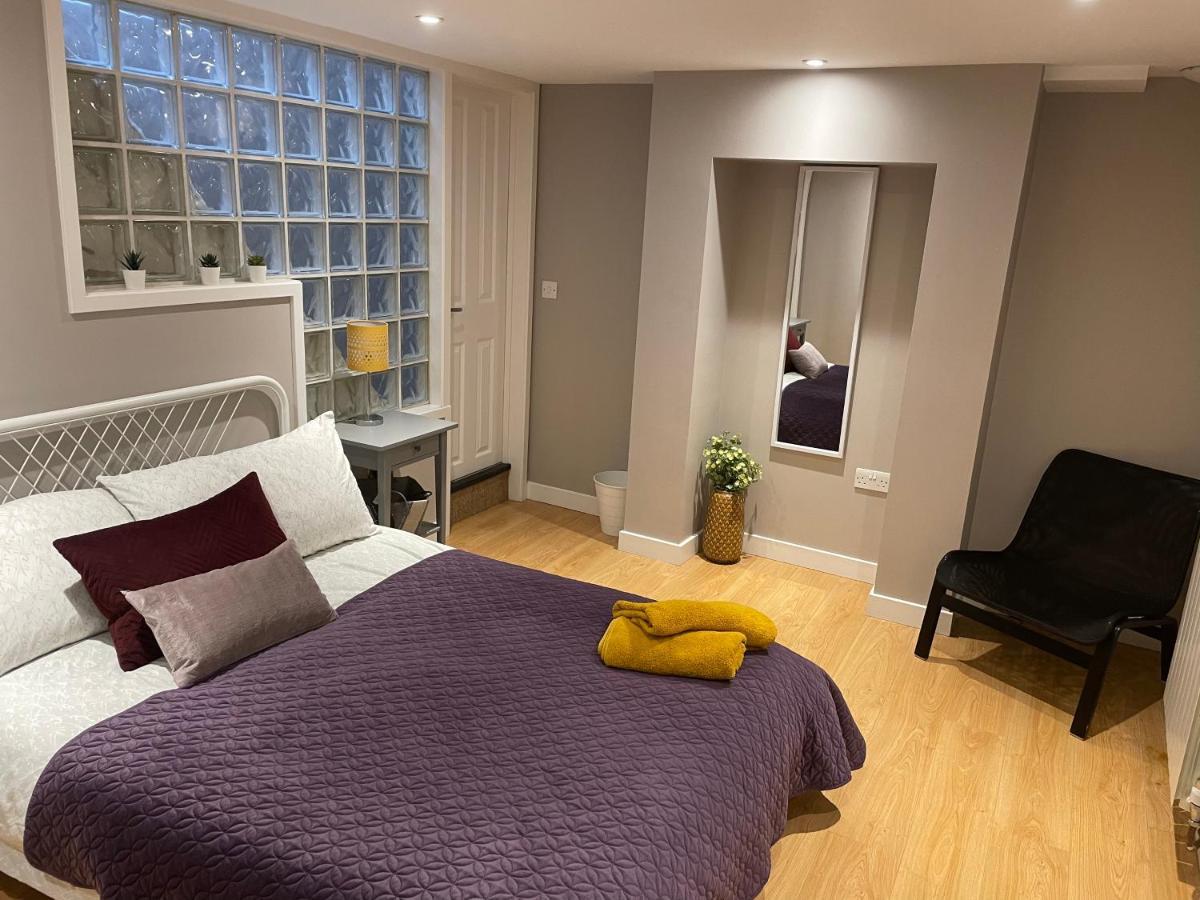 Hot Numbers Apartment Cambridge  Luaran gambar
